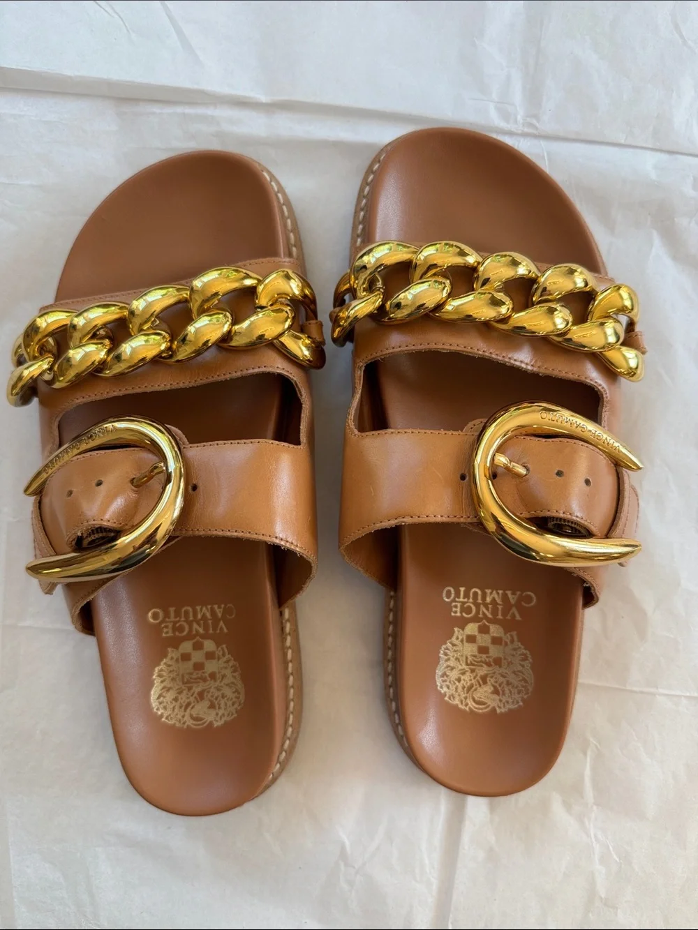 Vince Camuto Kennedys leather Sandals with gold accent Chain & Buckle 7